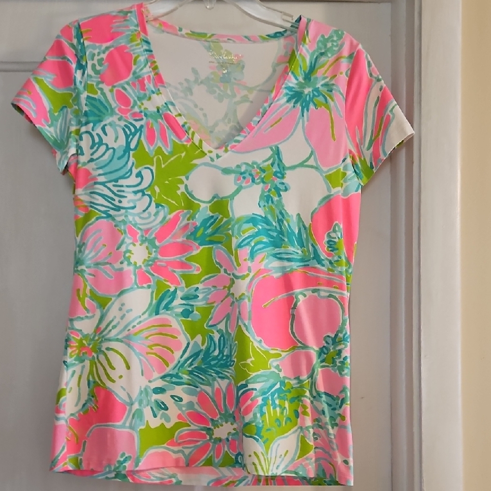 Lilly Pulitzer MICHELE Don't Give A Cluck V-Neck T-Shirt